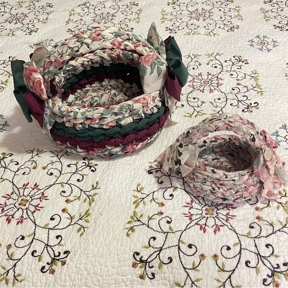 Handmade Braided Rag Nesting Baskets Floral Fabric And Bows